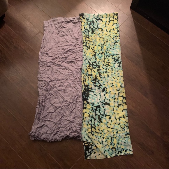 Calvin Klein Scarves x2 - Picture 4 of 6